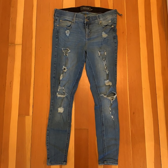 Ripped Jeans - Picture 2 of 3